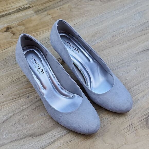 🩵Comfort Plus by Predictions Light Gray Suede Heels Size 7.5 - Picture 5 of 13